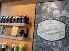 -星巴克臻选(莘庄仲盛店)