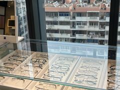 -瑞司视光眼镜·蔡司战略合作眼镜店(新街口店)