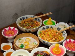 -李犟大爆鳝面·手工蟹黄包(湖滨西湖店)