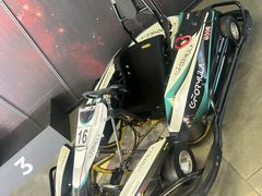 -e赛道卡丁车