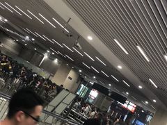 -上海虹桥客运西站