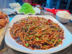 鱼香肉丝-小胖私厨状元宴·东北私房菜馆
