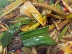 -路边边.炒菜烧烤.音乐餐厅(良乡长虹店)