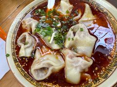 -八二小区抄手(三友路店)