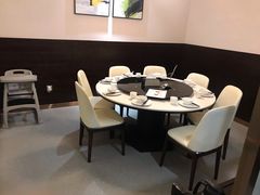 包厢-煲王粤菜餐厅(中侨中心店)