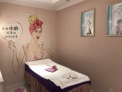 包房-蕾蕾美颜美容美体