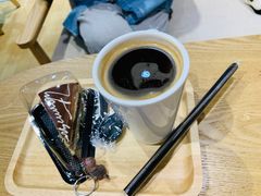 -藏猫猫咖啡主题馆(中央大道店)