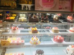 面包甜点陈列柜-沁园(新沙正街店)