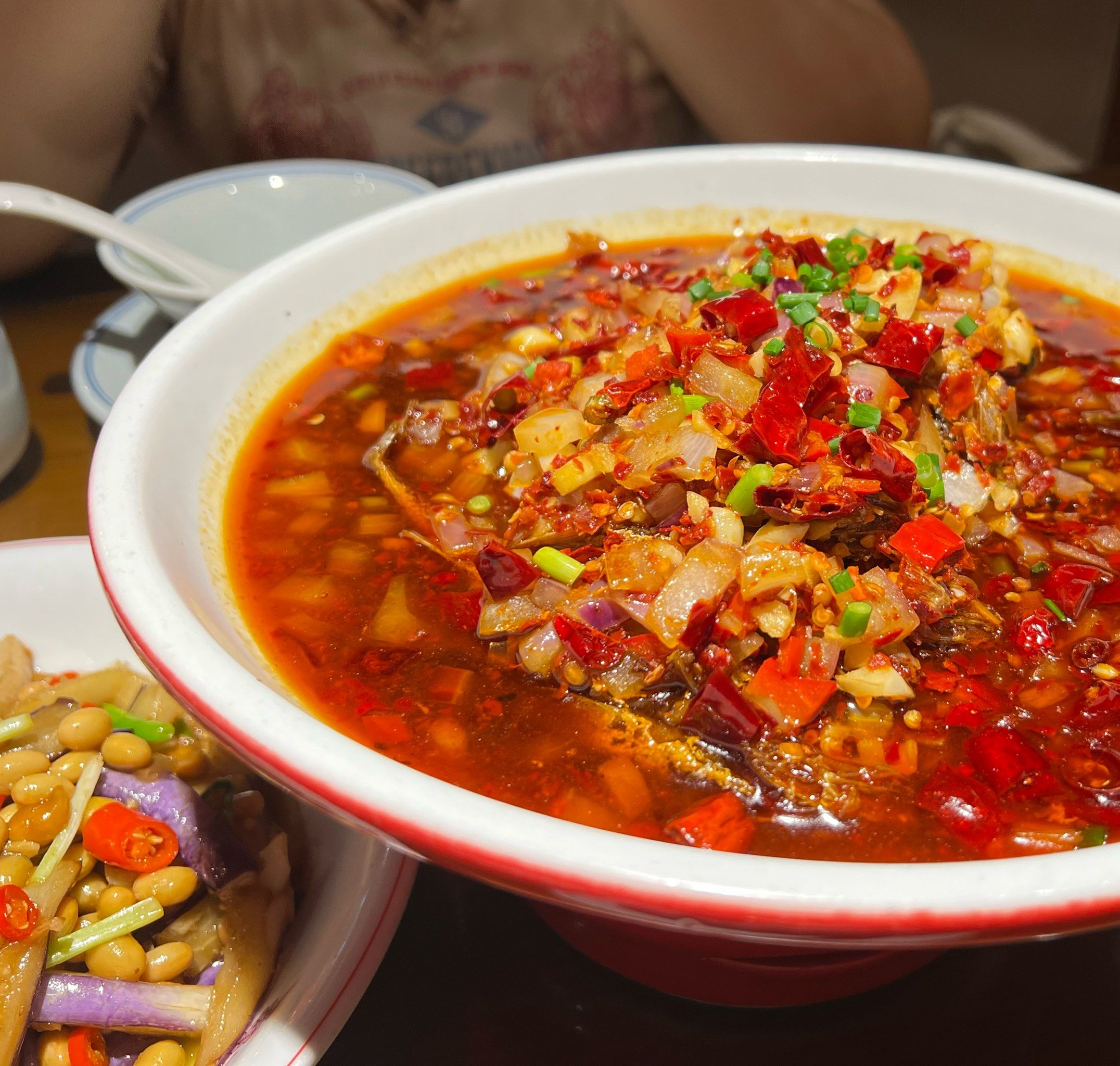 来景德镇旅游 去景德镇吃特色菜真的惊艳到我了 图美味小黄鱼我们中午