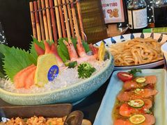 -花漫里日式餐厅(城东中骏店)