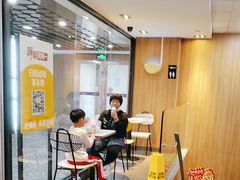 -麦当劳(中山大道中店)