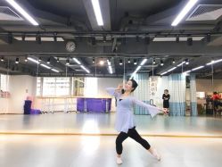 -深舞形体民族舞蹈工作室