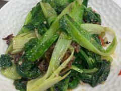 -粤盛海鲜平价店(洛溪食街店)