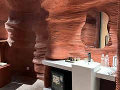 -幸栖洞穴设计酒店(成都春熙路店)