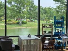 -窗外西餐厅(普罗理想国店)