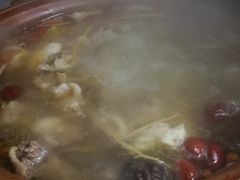 -威邵鸡煲(西华路总店)