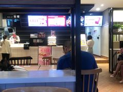 -肯德基(自贡梵华店)