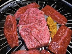 -炼火烤肉店