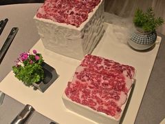 -左庭右院鲜牛肉火锅黑金店(陆家嘴中心店)