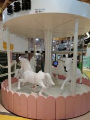 -多多淘儿童体验中心(重庆来福士店)