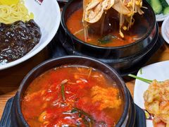 -喇喇排骨火锅·传统韩式脊骨汤(望京西园总店)