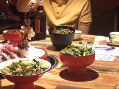 -虾弄弄海派小龙虾·牛羊蝎子火锅