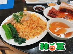 爽脆鲜猪润捞粗面-丽的面家(多宝路店)