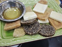 -三锅莊·牦牛肉火锅·香格里拉特色藏餐宴请餐厅(菱角塘路店)