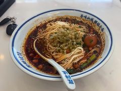 -程胖娃重庆小面(嘉禾金铂店)