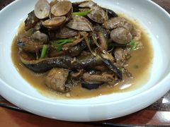 花蚬子炖茄子-品味居·首店·大连鲜活海鲜大连菜(东港店)
