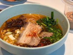 小锅米线-胡麻(静安嘉里店)
