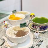 新天地的港风糖水铺，又出了新品七彩养生糊