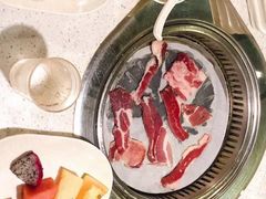-佰烧海鲜烤肉火锅自助(世茂国际广场店)