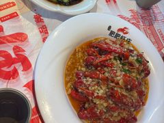 -肥肥虾庄·金牌油焖大虾(汉街SKP店)