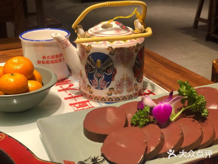 辣莊重庆老火锅(李沧万达店)果冻鸭血图片