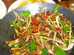 干锅茶树菇-尚府一品·烤鸭·新京菜(圆明园店)