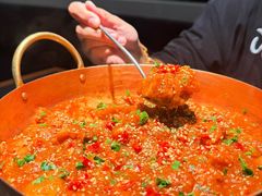 铜锅油焖鸡-Ameigo梅果·云贵川bistro(长宁来福士店)