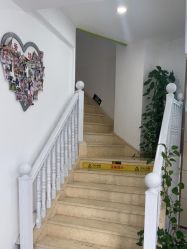 -黛颜人·清颜堂专业祛痘·皮肤管理