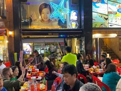 -BHC炸鸡(明洞总店)