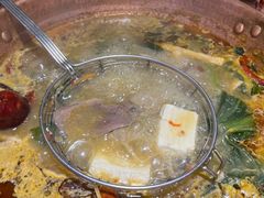 -洱火云南酸菜牛肉火锅(石景山当代商城店)