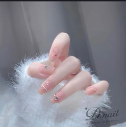 -悠禾·美甲美睫·皮肤管理