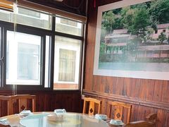 -芦茨金富饭庄·25年老字号·专做稻草鸡