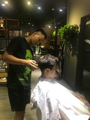 -藤野造型·专业烫染店