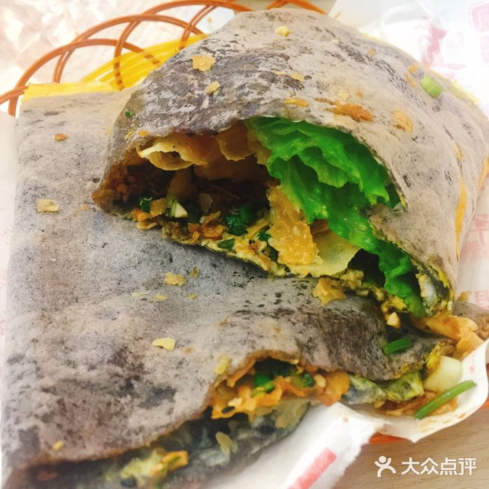 煎饼果子(东门店)紫米煎饼果子图片