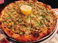 -Lombardi's Pizza