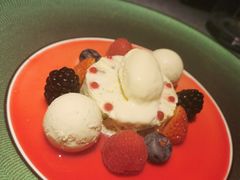 -弦月窗LUNETTE BY AMANDA(复兴路店)