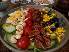 西班牙火腿坚果大拌菜-瓦库茶馆17号(海汇港店)
