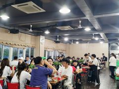 大堂-皖北巫氏三胖地锅鸡(长淮总店)