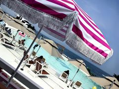 -北戴河碧螺塔海上酒吧公园