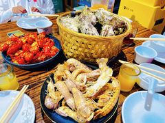 -蚝堡海鲜·威海菜·海肠捞饭·烧烤·亚洲吃蚝公司(幸福门店)